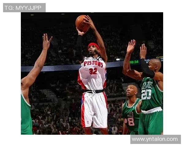 活塞球员因伤缺席比赛，球队备战面临困难